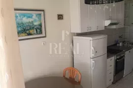 Prava prilika, dvosoban stan u Splitu, predio Ravne njive!!, Split, Appartement