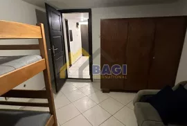 Smještaj za 4 do 6 ljudi, Trnjanska, kod Lisinskog, Zagreb, Flat