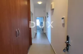 ZADAR, SUKOŠAN - TOP LOKACIJA! Stan 1. red do mora (P-6), Sukošan, Apartamento