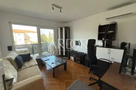 Malinska, stan 63 m² u blizini centra, Malinska-Dubašnica, Kвартира