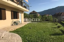 Kotor, Dobrota, Dobrota , 10.0, 200m2, Kotor, Kuća