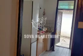 Kuća sa tri stambene jedinice ID#1320, Subotica, بيت