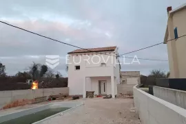 Istra, Gajmani, renovirana stara kamena kuća 85m2 s bazenom, Žminj, Kuća