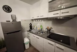 Ražanac - 2.5 soban apartman sa velikim vrtom! 165000€, Ražanac, Διαμέρισμα