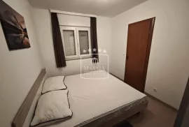 Ražanac - 2.5 soban apartman sa velikim vrtom! 165000€, Ražanac, Διαμέρισμα