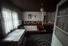 Đakovo, kuća 80 m2 na zemljištu od 396 m2, Đakovo, Casa