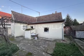 Đakovo, kuća 80 m2 na zemljištu od 396 m2, Đakovo, Casa