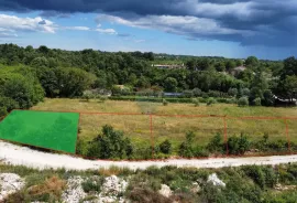 NOVO U PONUDI Istra, Kanfanar - savršeno građevinsko zemljište - 501 m2, Kanfanar, Земля