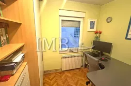 IMB Nekretnine Zagreb | Peterosoban stan 90 m2 | Terasa, parking | Zagreb, Voltino, Zagreb, Διαμέρισμα