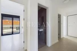 Crikvenica - stan u novogradnji na odličnoj lokaciji, Crikvenica, Apartamento