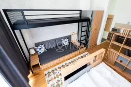 Apartman sa parkingom i skijašnicom, Bjelašnica, Trnovo, شقة