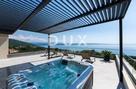 OPATIJA, LOVRAN - jedinstvena vila blizu Opatije s unutarnjim bazenom, panoramski pogled na more, okružena zelenilom, Opatija - Okolica, Ev