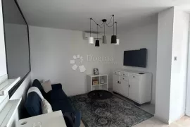 Rijeka, D. Vežica, novouređen 1+db, balkon, najam, Rijeka, Daire