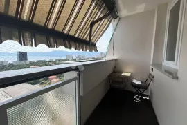 Rijeka, D. Vežica, novouređen 1+db, balkon, najam, Rijeka, Flat