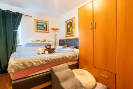 SRDOČI 3S+DB ,DVIJE KUPAONE,PRVI KAT, Rijeka, Appartment