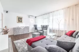 Zagreb, Centar, atraktivan dvosoban stan na 3. katu s liftom, Zagreb, Wohnung