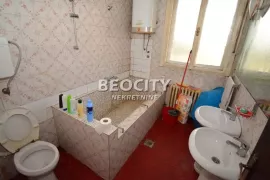 Voždovac, Banjica, Josipa Slavenskog, 4.5, 98m2, Voždovac, بيت