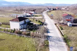 Imotski Vinjani Donji 3752 m2 građevinsko i poljoprivredno zemljište, Imotski, Terra