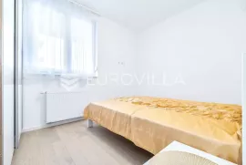 Zagreb, Lanište, dvosoban stan NKP 54m2 s parking mjestom, Zagreb, Wohnung