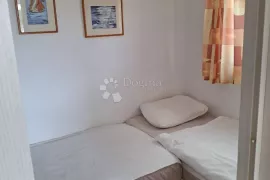 PREDIVAN APARTMAN SA PANORAMSKIM POGLEDOM, Senj, Appartement