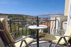 PREDIVAN APARTMAN SA PANORAMSKIM POGLEDOM, Senj, Appartement