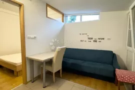 TURNIĆ - NAJAM NA DUGOROČNO, Rijeka, Appartment