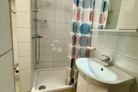 TURNIĆ - NAJAM NA DUGOROČNO, Rijeka, Appartment