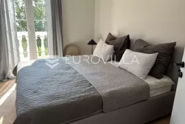 Opatija, Centar, luksuzan četverosoban stan NKP 110 m2, Opatija, Wohnung