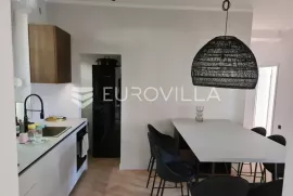 Opatija, Centar, luksuzan četverosoban stan NKP 110 m2, Opatija, Appartamento