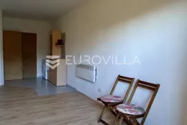 Opatija, Pobri, garsonijera površine 34 m² kao investicija s djelomičnim pogledom na more, Opatija - Okolica, شقة