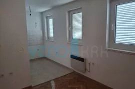 Grad Krk,otok Krk,stan 25 m2 na katu,prodaja, Krk, Appartement