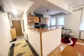 2soban stan, 51m2 Sesvetski Kraljevec (Parking, Spremište), Zagreb, Apartamento