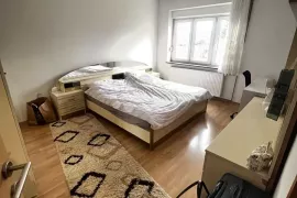 2soban stan, 51m2 Sesvetski Kraljevec (Parking, Spremište), Zagreb, Apartamento