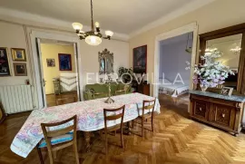 Rijeka, Centar, ekskluzivan šesterosoban stan 200 m2, Rijeka, Appartement