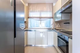 Split, Firule, odličan dvosoban stan na atraktivnoj lokaciji, Split, Appartment