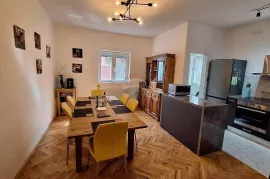 Opatija, Lovran - komforan stan od 124 m2, Lovran, Wohnung