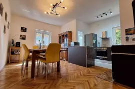 Opatija, Lovran - komforan stan od 124 m2, Lovran, Wohnung