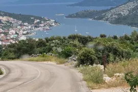 Poljoprivredno zemljište u Vinišću 1358m2, Marina, Land