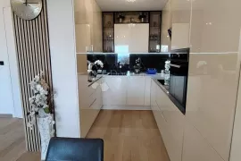 LUKSUZNA NOVOGRADNJA SA PANORAMSKIM POGLEDOM, Opatija, Appartement