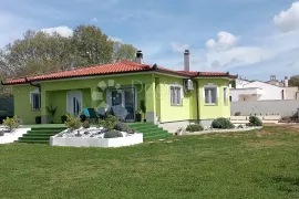 MODERNA PRIZEMNICA U ZELENILU - Galižana, Vodnjan, Σπίτι