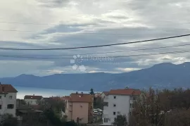 Stan u novogradnji sa vrtom i garažom, Rijeka, Appartement