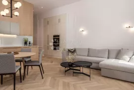 Elitni apartman u apartmanskoj vili uz more !, Opatija, Stan