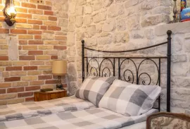 Studio u srcu starog grada Rovinja s podnim grijanjem!, Rovinj, Kвартира