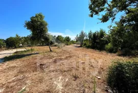 GRAĐEVINSKO ZEMLJIŠTE SA POGLEDOM NA MORE, Marčana, Γη