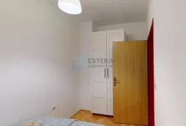 PRODAJA stan 97 m2, Špansko, 3. kat, dvoetažni, lift, Zagreb, Appartamento