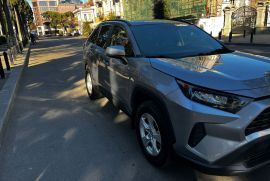 ავტომობილების გაქირავება