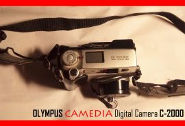 ციფრული ფოტოკამერა Olympus Camedia C-2000 Z Camera