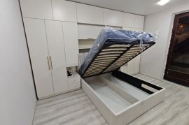 ინდივიდუალურად დამზადებული ავეჯი 