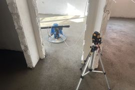 მოჭიმული იატაკი "სტიაშკა"