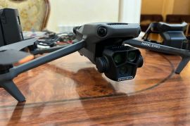 DJI Mavic 3 Pro Fly More Combo